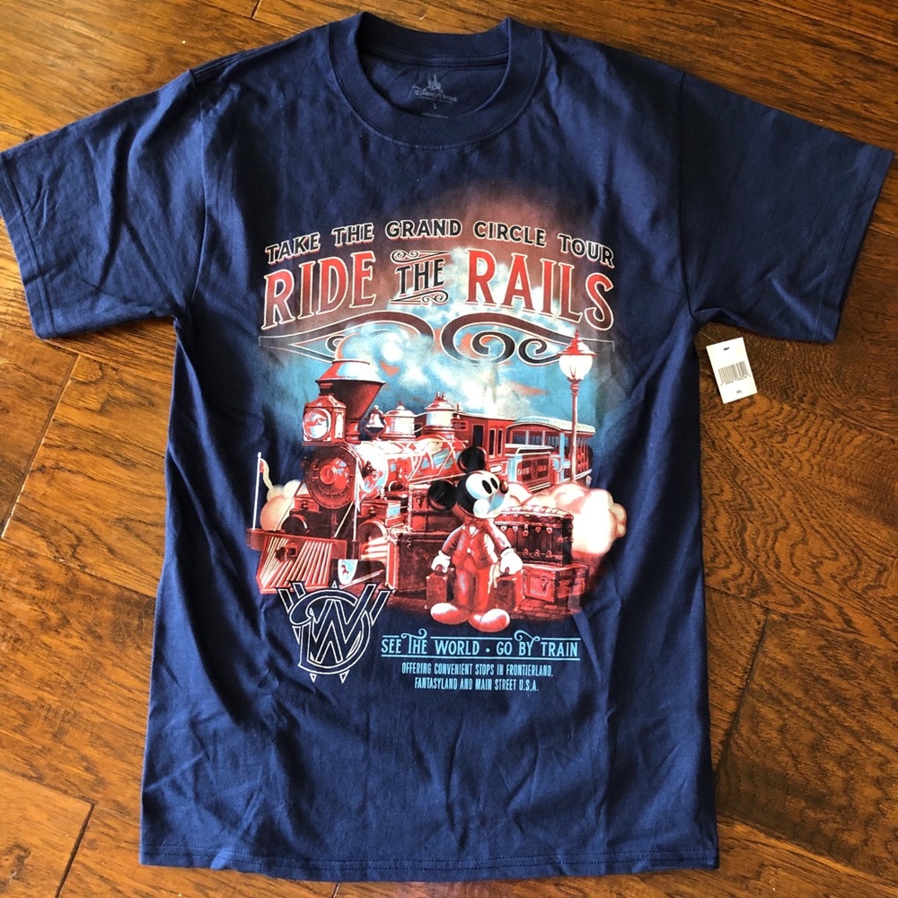 Disney dark blue T-shirt